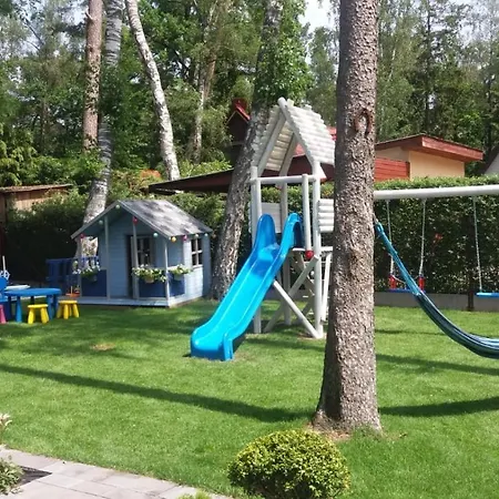 Деревянный коттедж Przystanek *