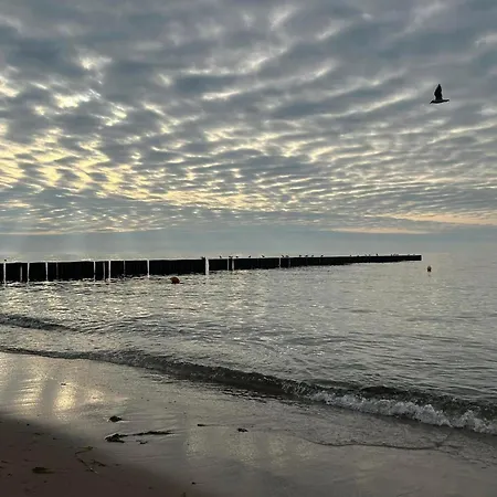 Przystanek Деревянный коттедж Поберово
