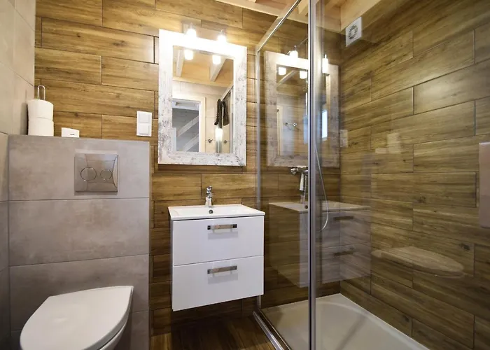 Przystanek Domek letniskowy *